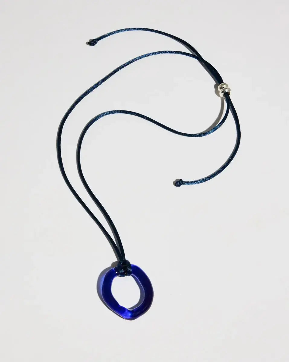 Solos pendant necklace - Beryeni